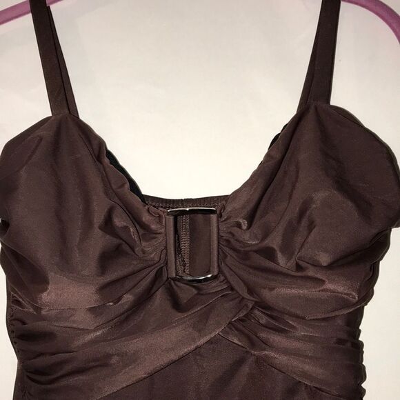 MagicSuit Women's Brown Ruched Buckled Front Stretch One Piece Swimsuit Size 10 - Picture 2 of 9